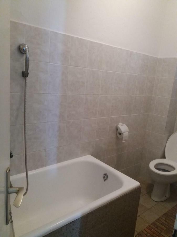 Apartman Nona 포블랴나 외부 사진