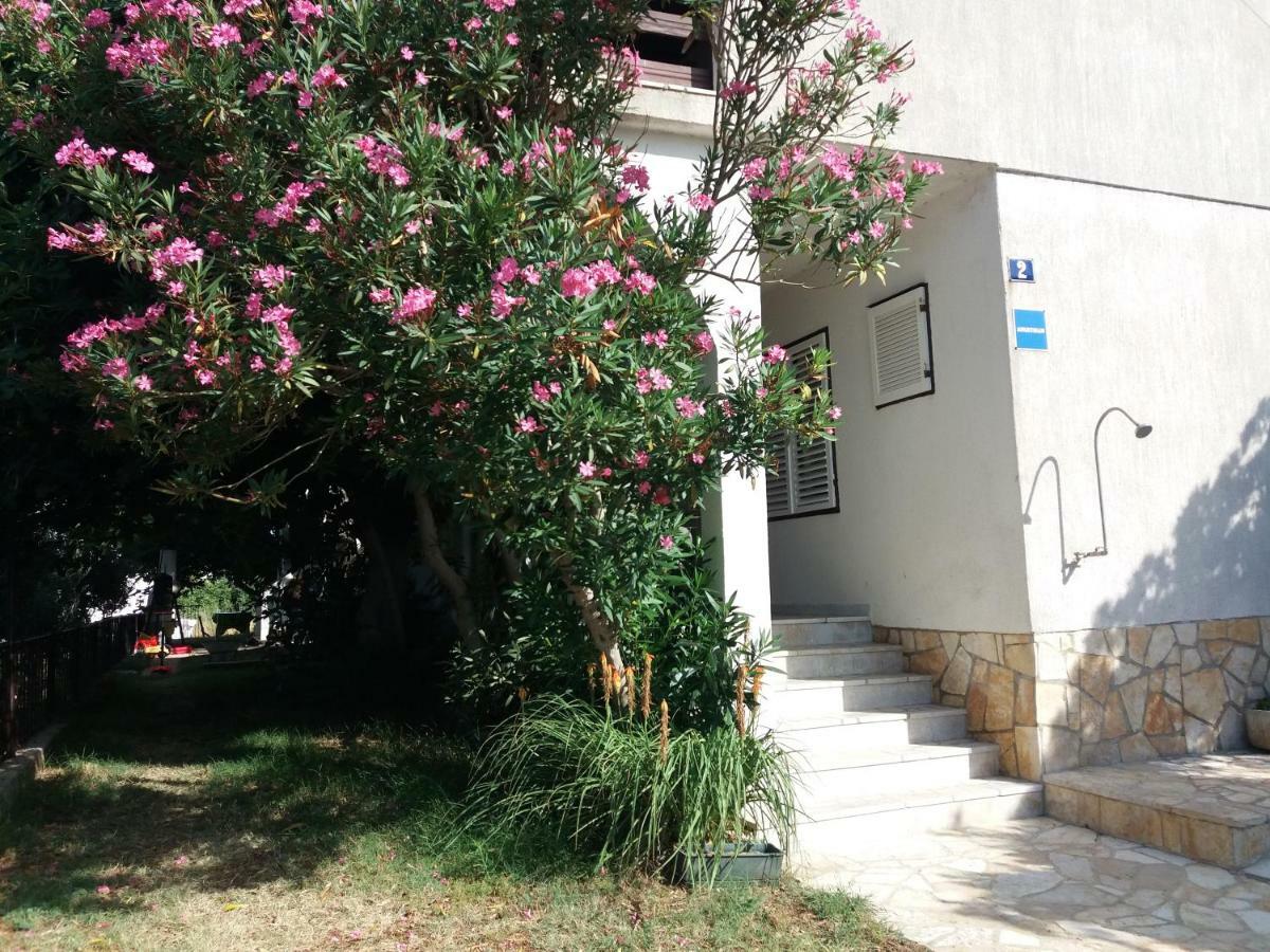 Apartman Nona 포블랴나 외부 사진